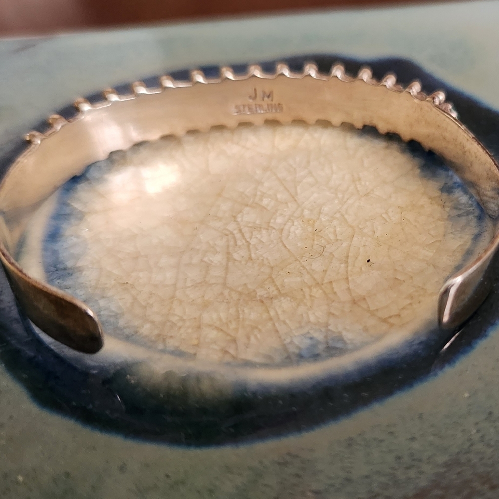VINTAGE JAMES MASON .925 STERLING ZUNI TURQUOISE PETITE POINT BRACELET - Picture 2 of 3